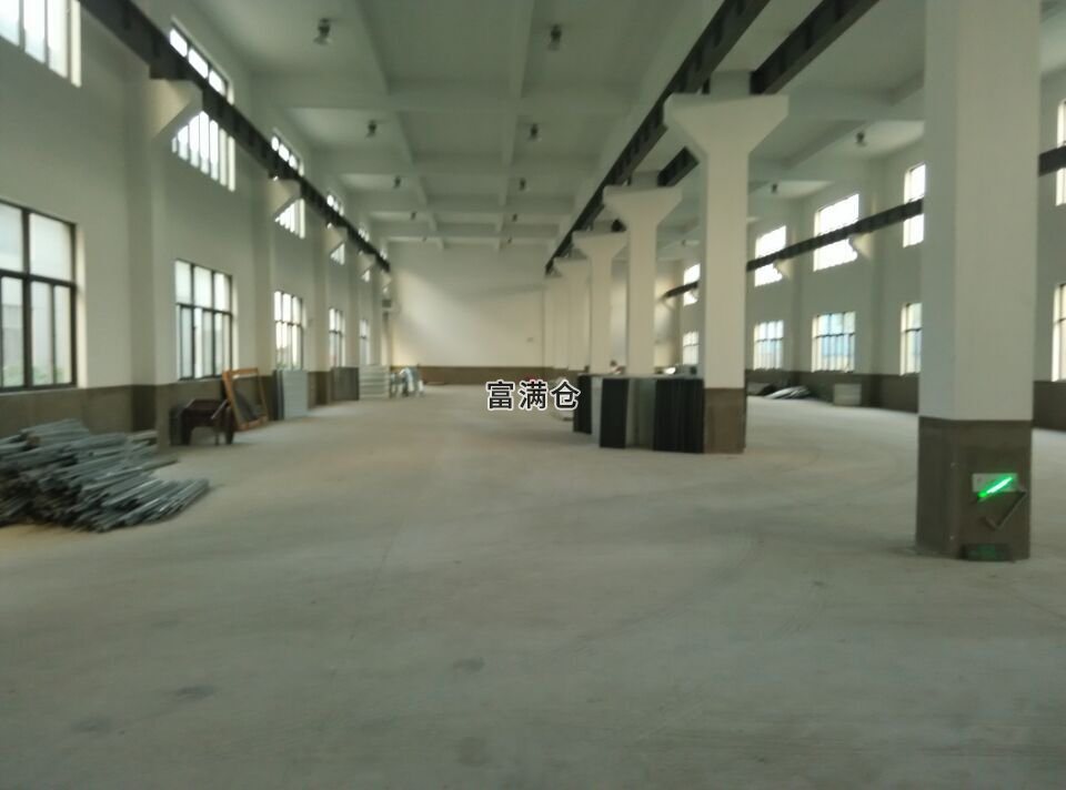 金山104板塊全單層廠房25萬(wàn)平高10米可架10噸行車